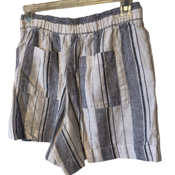 🌹GAP DRAWSTRING WAIST POCKET STRIPED SHORTS - Picture 2 of 3